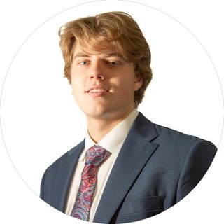 Headshot of Magnus Gadowsky